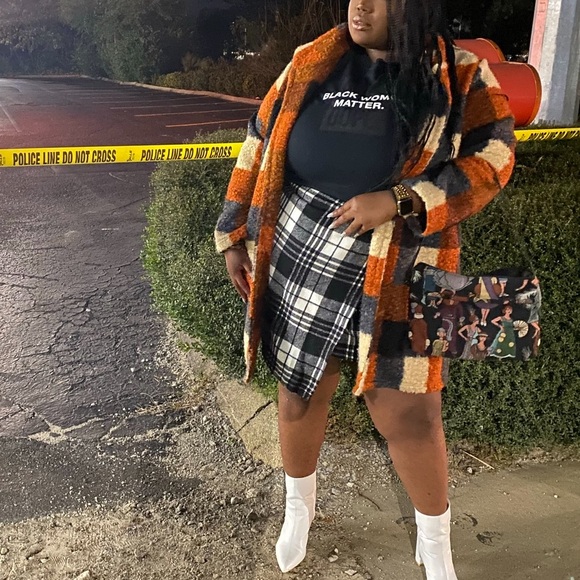 SHEIN Dresses & Skirts - WOMENS PLUS BLACK AND WHITE PLAID FLEECE MINI SKIRT ONLY SIZE 4X